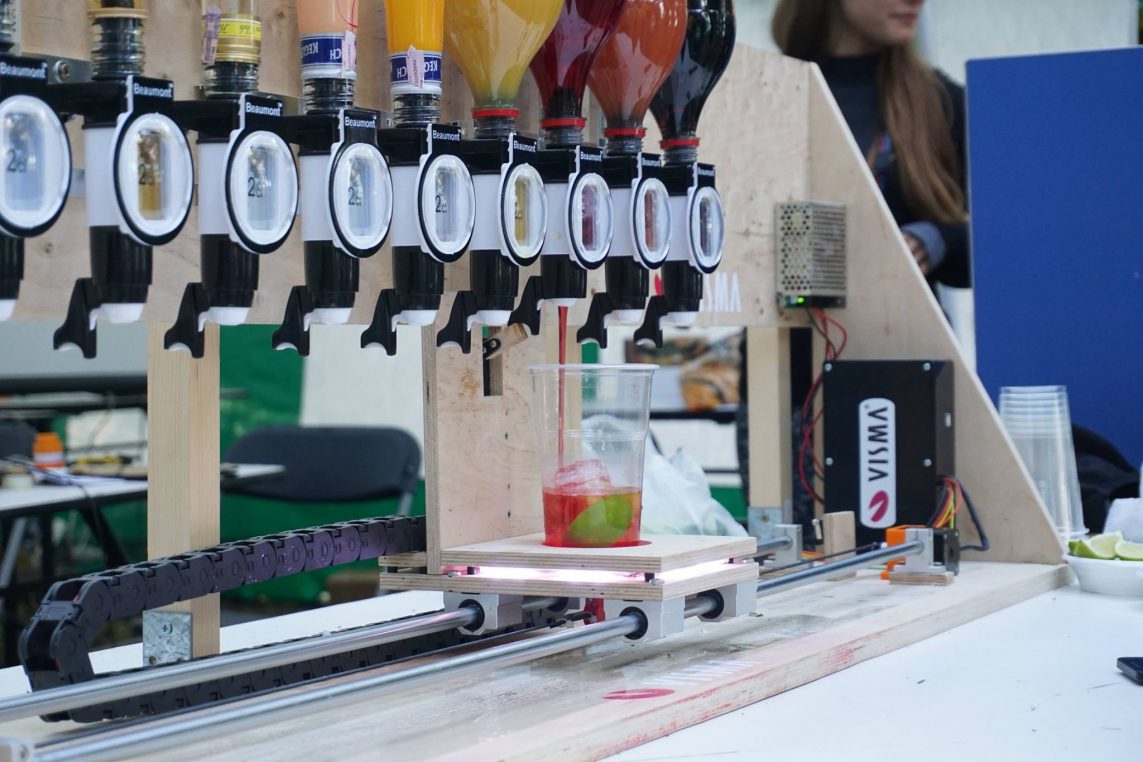 The robot bartender you won’t have to tip